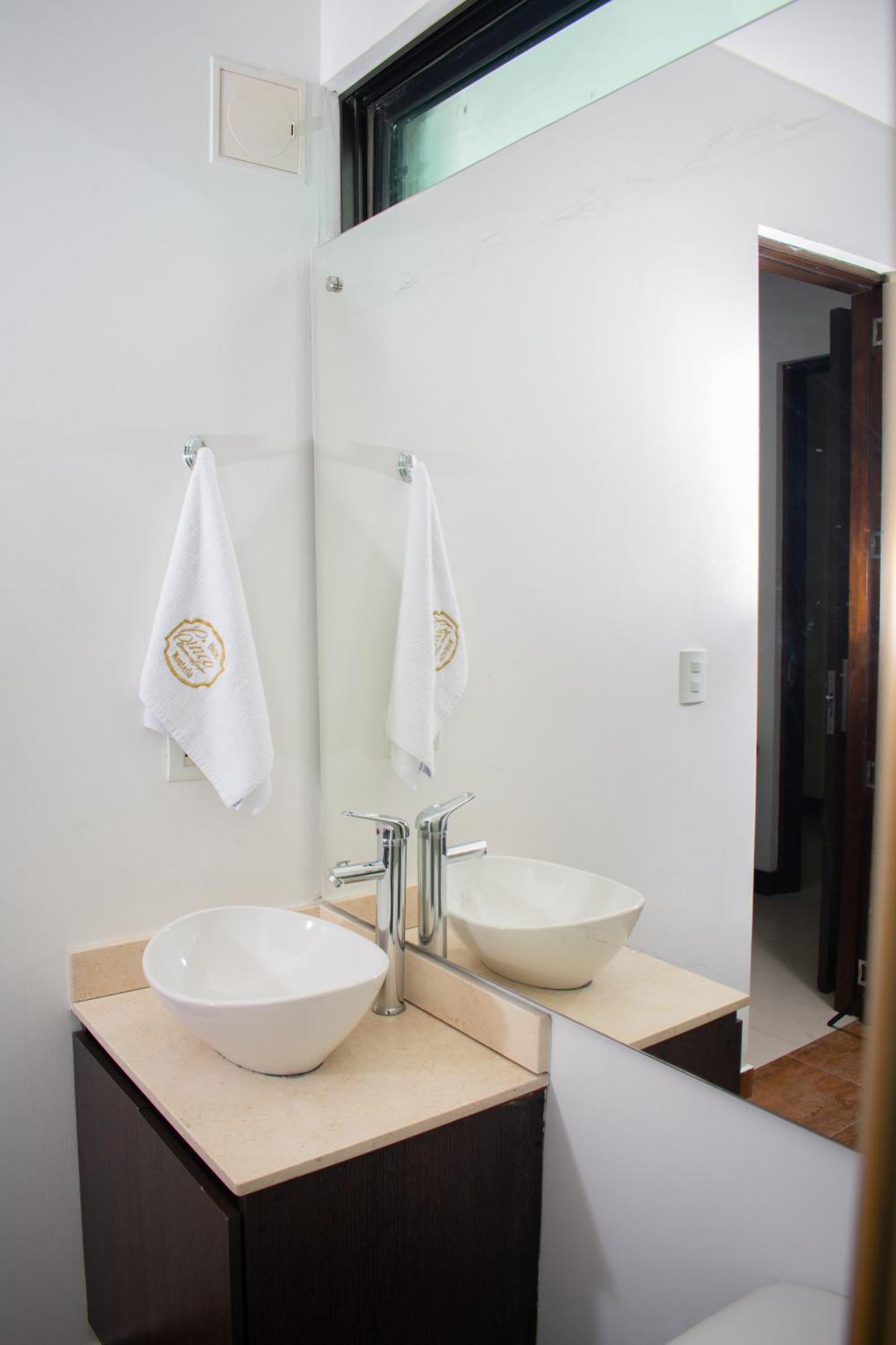 Hotel Cinco Montería Екстериор снимка