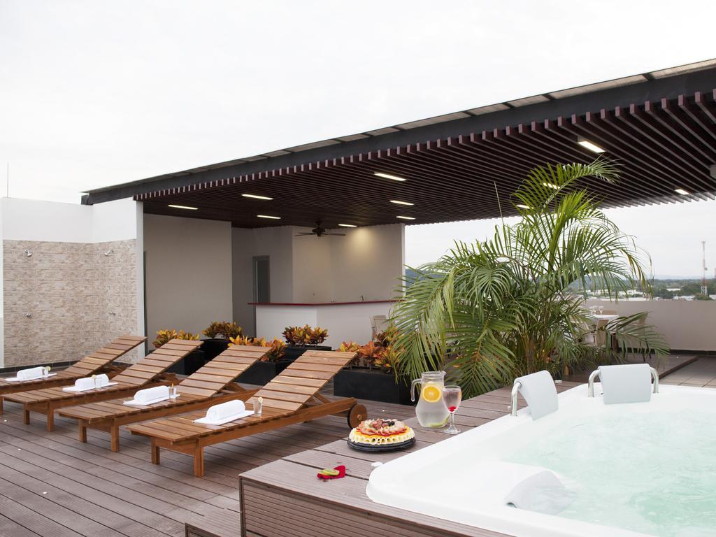 Hotel Cinco Montería Екстериор снимка
