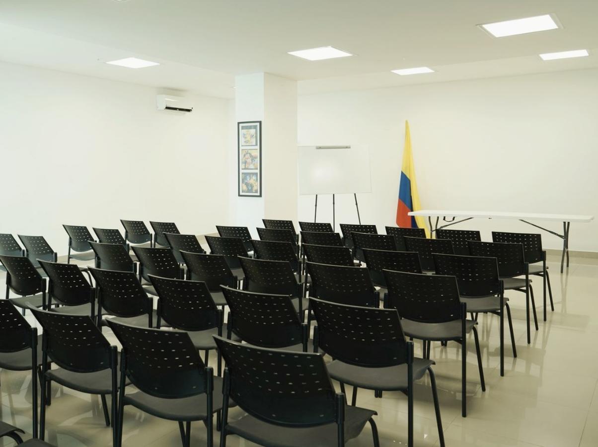 Hotel Cinco Montería Екстериор снимка