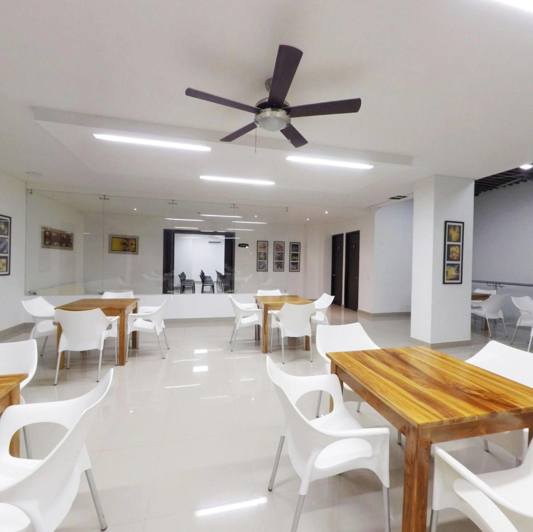 Hotel Cinco Montería Екстериор снимка